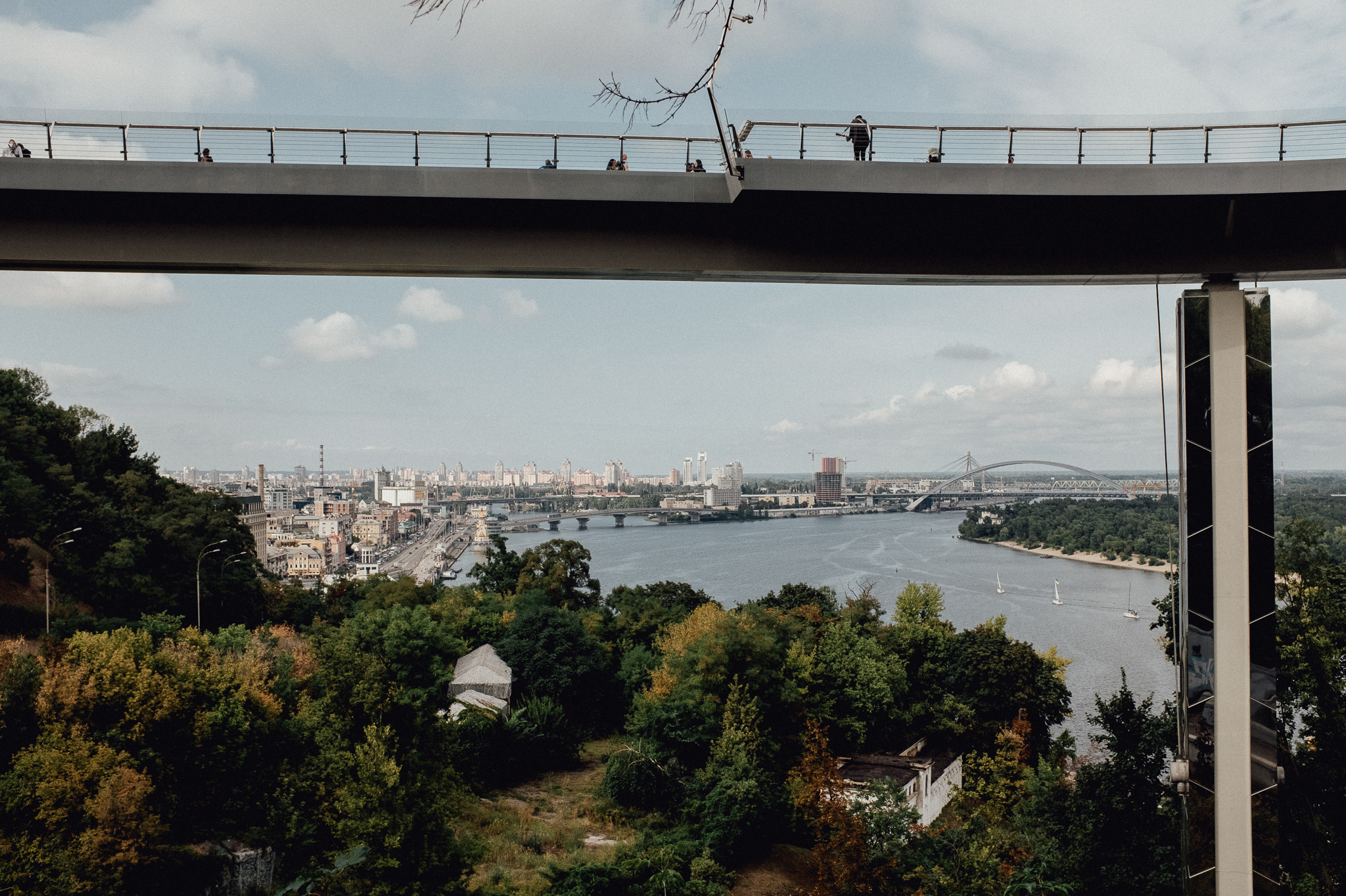 Kyjev_sky bridge